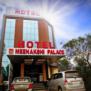 Hotel Meenakshi Palace